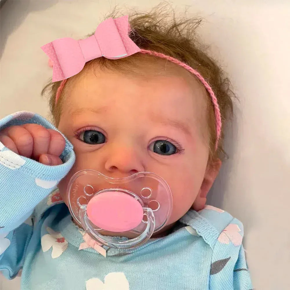 Bébé Reborn Avec Les Yeux Ouverts