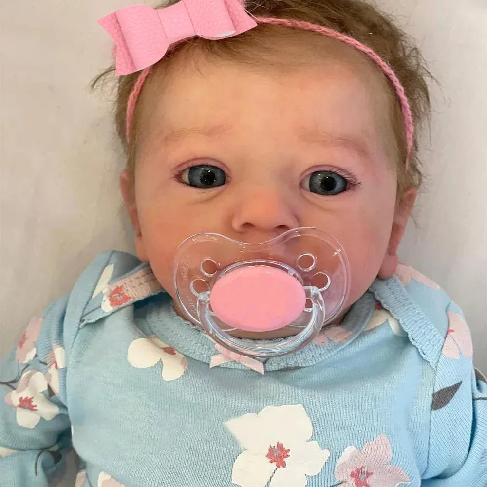 Bébé Reborn Avec Les Yeux Ouverts